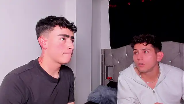 Snapshot of naughtysalomonn chatting on 9, 4, 2026 naughtysalomonn online show from 9, 4, 2026