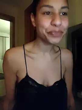 Snapshot of YaraEstelle chatting on 3, 3, 2026 YaraEstelle online show from 3, 3, 2026