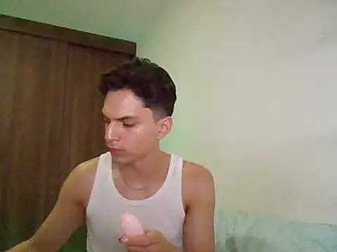 Heliox noir online show from 4, 3, 2026