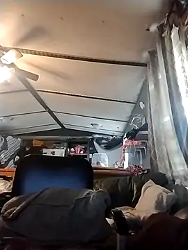 Snapshot of spooky425hd chatting on 9, 3, 2026 spooky425hd online show from 9, 3, 2026