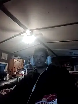 Snapshot of spooky425hd chatting on 5, 4, 2026 spooky425hd online show from 5, 4, 2026