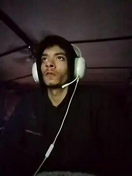 Snapshot of spooky425hd chatting on 12, 4, 2026 spooky425hd online show from 12, 4, 2026