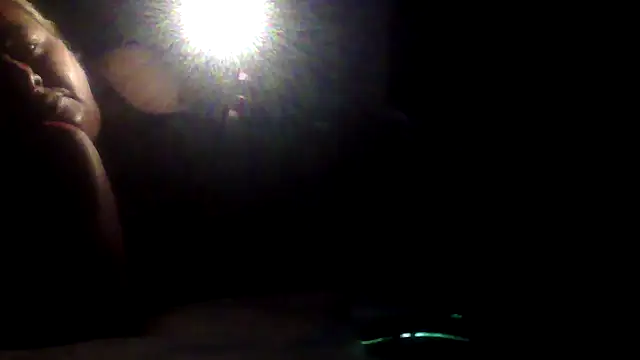 Snapshot of bialoba7 chatting on 17, 4, 2026 bialoba7 online show from 17, 4, 2026