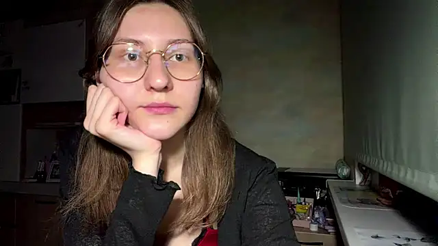 Snapshot of Miaaa_Moon chatting on 19, 4, 2026 Miaaa Moon online show from 19, 4, 2026