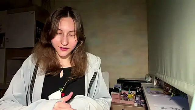 Snapshot of Miaaa_Moon chatting on 20, 4, 2026 Miaaa Moon online show from 20, 4, 2026