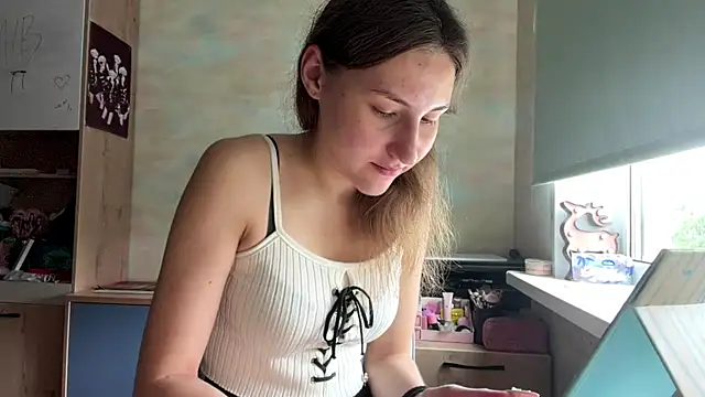 Snapshot of Miaaa_Moon chatting on 18, 7, 2026 Miaaa Moon online show from 18, 7, 2026