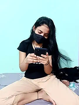 Snapshot of 18_year_old_girl chatting on 22, 4, 2026 18 year old girl online show from 22, 4, 2026