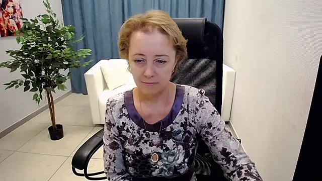MONA W online show from 3, 6, 2026