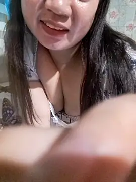 Snapshot of Zyramae_25 chatting on 10, 2, 2026 Zyramae 25 online show from 10, 2, 2026