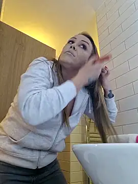 Snapshot of Majestic-Maya chatting on 7, 3, 2026 Majestic-Maya online show from 7, 3, 2026