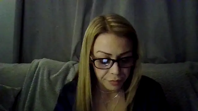 Snapshot of Majestic-Maya chatting on 1, 4, 2026 Majestic-Maya online show from 1, 4, 2026