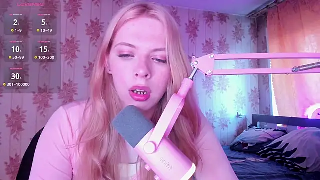 Snapshot of Cutie_Bambi chatting on 27, 6, 2026 Cutie Bambi online show from 27, 6, 2026