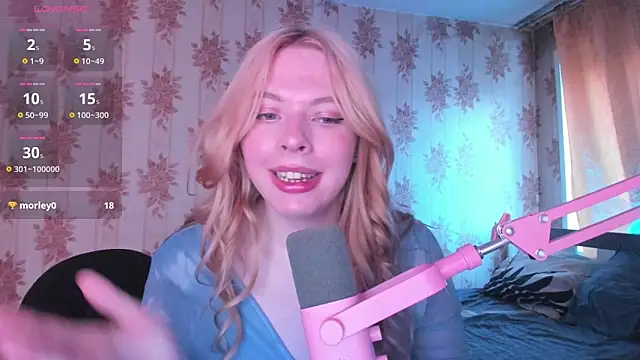 Snapshot of Cutie_Bambi chatting on 15, 7, 2026 Cutie Bambi online show from 15, 7, 2026
