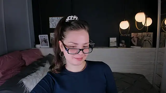 Maykinkya online show from 19, 3, 2026