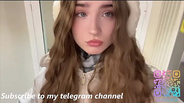 Snapshot of LissaBliss chatting on 12, 4, 2026 LissaBliss online show from 12, 4, 2026