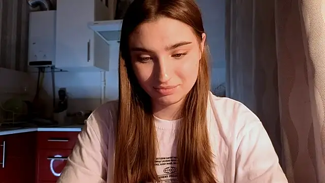 Snapshot of LissaBliss chatting on 15, 4, 2026 LissaBliss online show from 15, 4, 2026