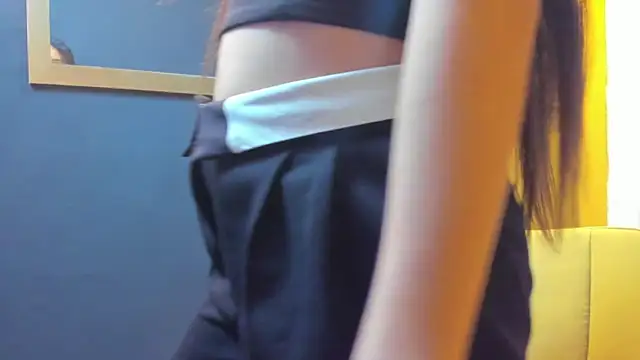 Snapshot of Vaiolletcooper chatting on 26, 3, 2026 Vaiolletcooper online show from 26, 3, 2026