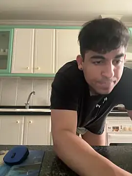 Snapshot of poliakovxx chatting on 13, 3, 2026 poliakovxx online show from 13, 3, 2026