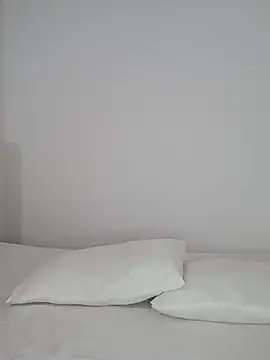 Snapshot of Maria_x_Alejandra chatting on 25, 2, 2026 Maria x Alejandra online show from 25, 2, 2026