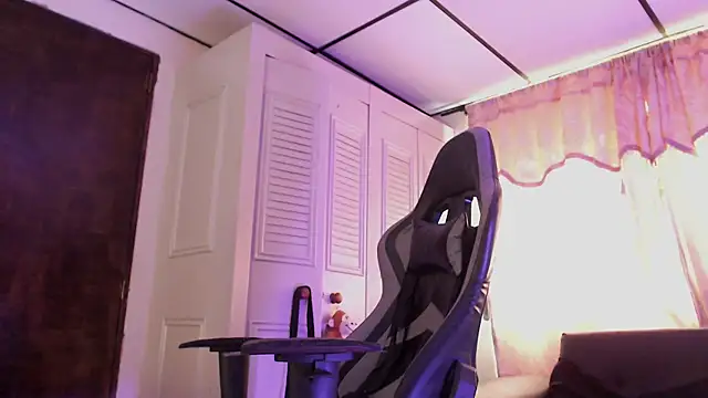 Snapshot of D3v1L88 chatting on 16, 4, 2026 D3v1L88 online show from 16, 4, 2026