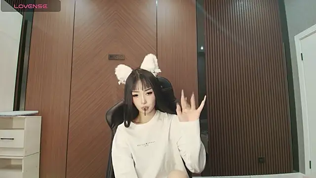 dionlee9 online show from 12, 3, 2026