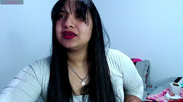 Snapshot of emily-rousee- chatting on 13, 3, 2026 emily-rousee- online show from 13, 3, 2026