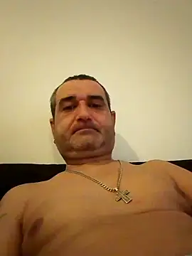 Snapshot of markostoitchev12 chatting on 25, 11, 2025 markostoitchev12 online show from 25, 11, 2025