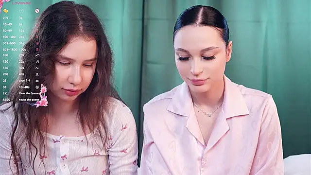 ZofiaSoshnik online show from 8, 2, 2026