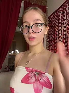 Snapshot of MyKittySayMeow chatting on 8, 2, 2026 MyKittySayMeow online show from 8, 2, 2026