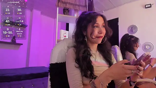 Snapshot of Miniadelf chatting on 11, 3, 2026 Miniadelf online show from 11, 3, 2026