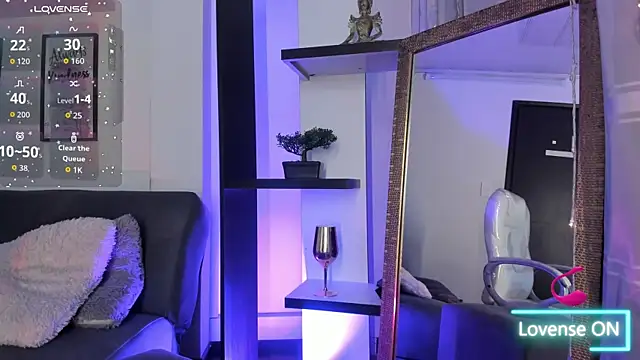 Snapshot of Miniadelf chatting on 30, 3, 2026 Miniadelf online show from 30, 3, 2026