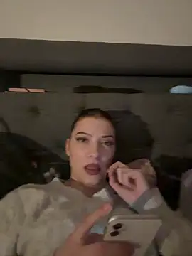 Snapshot of SofieKayla chatting on 7, 2, 2026 SofieKayla online show from 7, 2, 2026