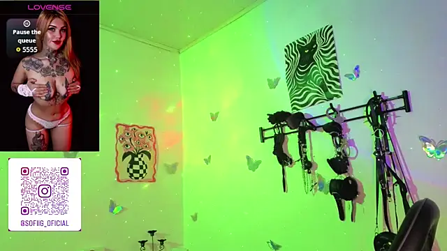 Snapshot of Zoeee_001 chatting on 27, 3, 2026 Zoeee 001 online show from 27, 3, 2026