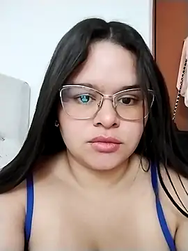 SamanthaStonee online show from 5, 2, 2026