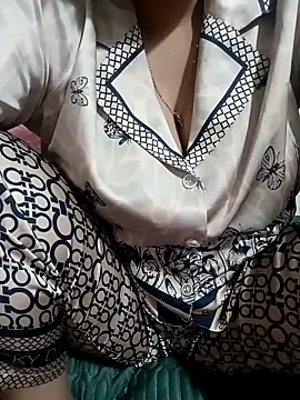 Snapshot of Tulip_ii chatting on 24, 2, 2026 Tulip ii online show from 24, 2, 2026