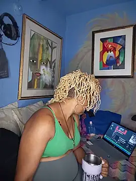 Snapshot of BadGyalGem chatting on 14, 6, 2026 BadGyalGem online show from 14, 6, 2026
