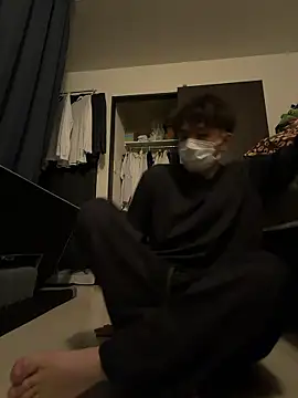 Snapshot of OCHAZUKE123 chatting on 4, 4, 2026 OCHAZUKE123 online show from 4, 4, 2026