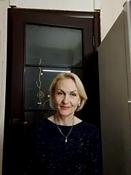 Snapshot of MichelleSolis chatting on 11, 2, 2026 MichelleSolis online show from 11, 2, 2026