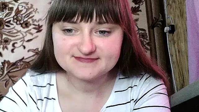 Snapshot of LuckyLust15 chatting on 8, 3, 2026 LuckyLust15 online show from 8, 3, 2026