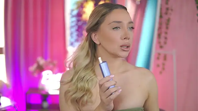 NadyaBlue online show from 2, 3, 2026