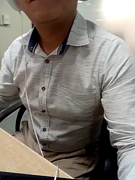 Snapshot of tresporcincoesmimedida chatting on 3, 2, 2026 tresporcincoesmimedida online show from 3, 2, 2026