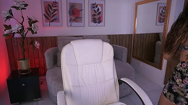 Snapshot of IvyGrabes chatting on 25, 4, 2026 IvyGrabes online show from 25, 4, 2026