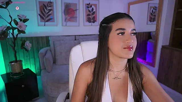 Snapshot of IvyGrabes chatting on 13, 5, 2026 IvyGrabes online show from 13, 5, 2026