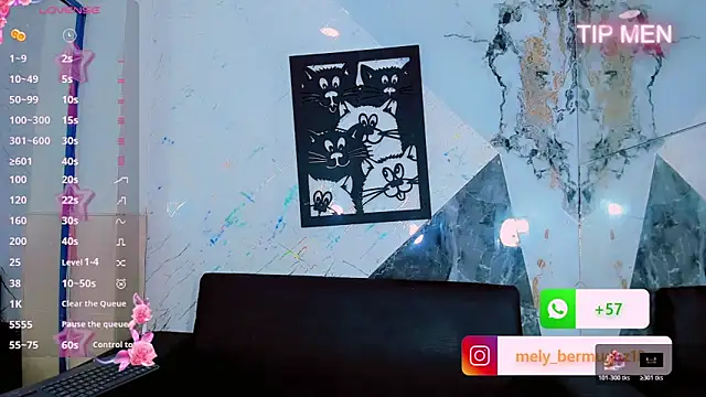 Snapshot of Cute_roxxxy chatting on 2, 3, 2026 Cute roxxxy online show from 2, 3, 2026