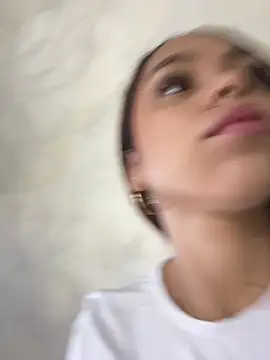 CarolineFyre online show from 9, 4, 2026