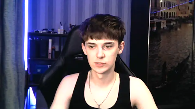 Snapshot of Sweet_Dude chatting on 18, 3, 2026 Sweet Dude online show from 18, 3, 2026
