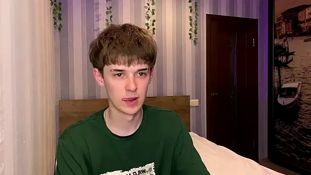Snapshot of Sweet_Dude chatting on 21, 3, 2026 Sweet Dude online show from 21, 3, 2026