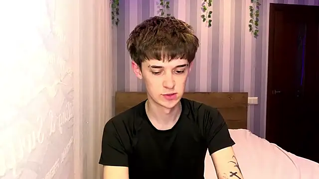 Snapshot of Sweet_Dude chatting on 23, 3, 2026 Sweet Dude online show from 23, 3, 2026