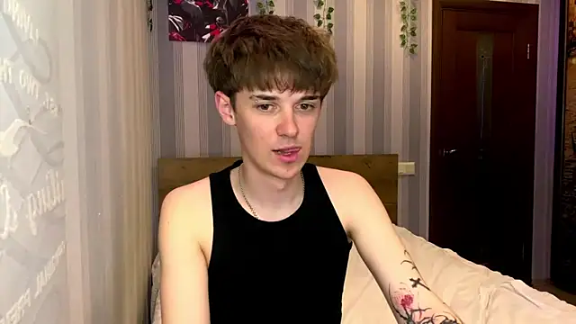 Snapshot of Sweet_Dude chatting on 31, 3, 2026 Sweet Dude online show from 31, 3, 2026