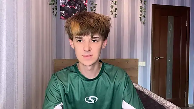 Sweet Dude online show from 29, 7, 2026
